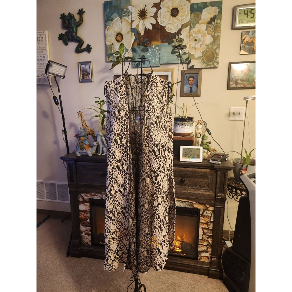 LuLaRoe Black & Beige Lace cover up size L